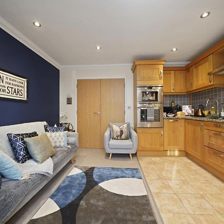 Super Funky Spire View Cottage - Free Gated Parking - Ultra Wifi Canterbury Exteriér fotografie